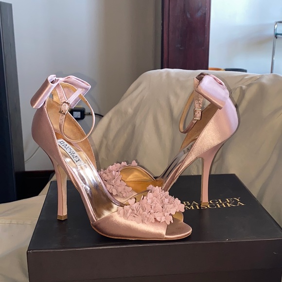 Badgley Mischka Shoes - Badgley Mischika